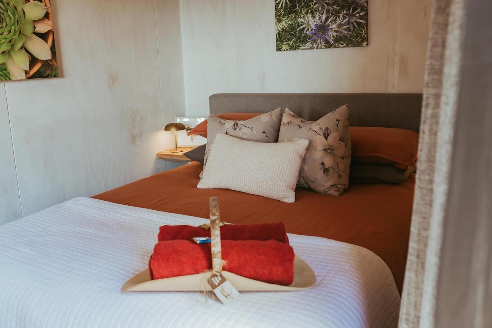 Golden Bay Glamping Hotel Takaka Exterior photo